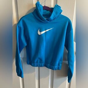 Nike Therma-FIT
Big Kids Pullover Hoodie
